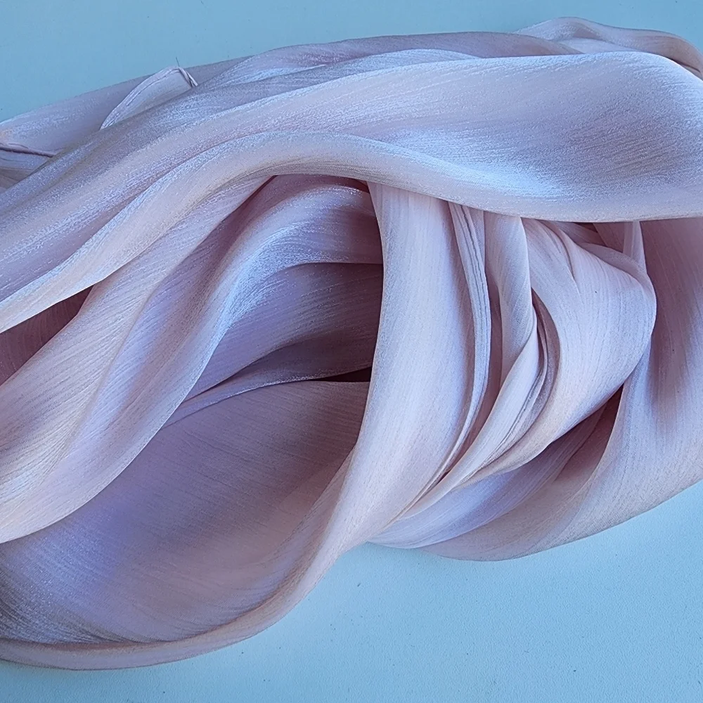 NWOT Women's Metallic Evening Scarf Wrap Light Crinkle Pink 28